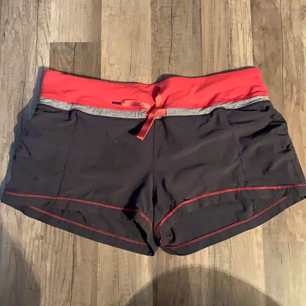 Ladies Lululemon Athletic Shorts Sz 10